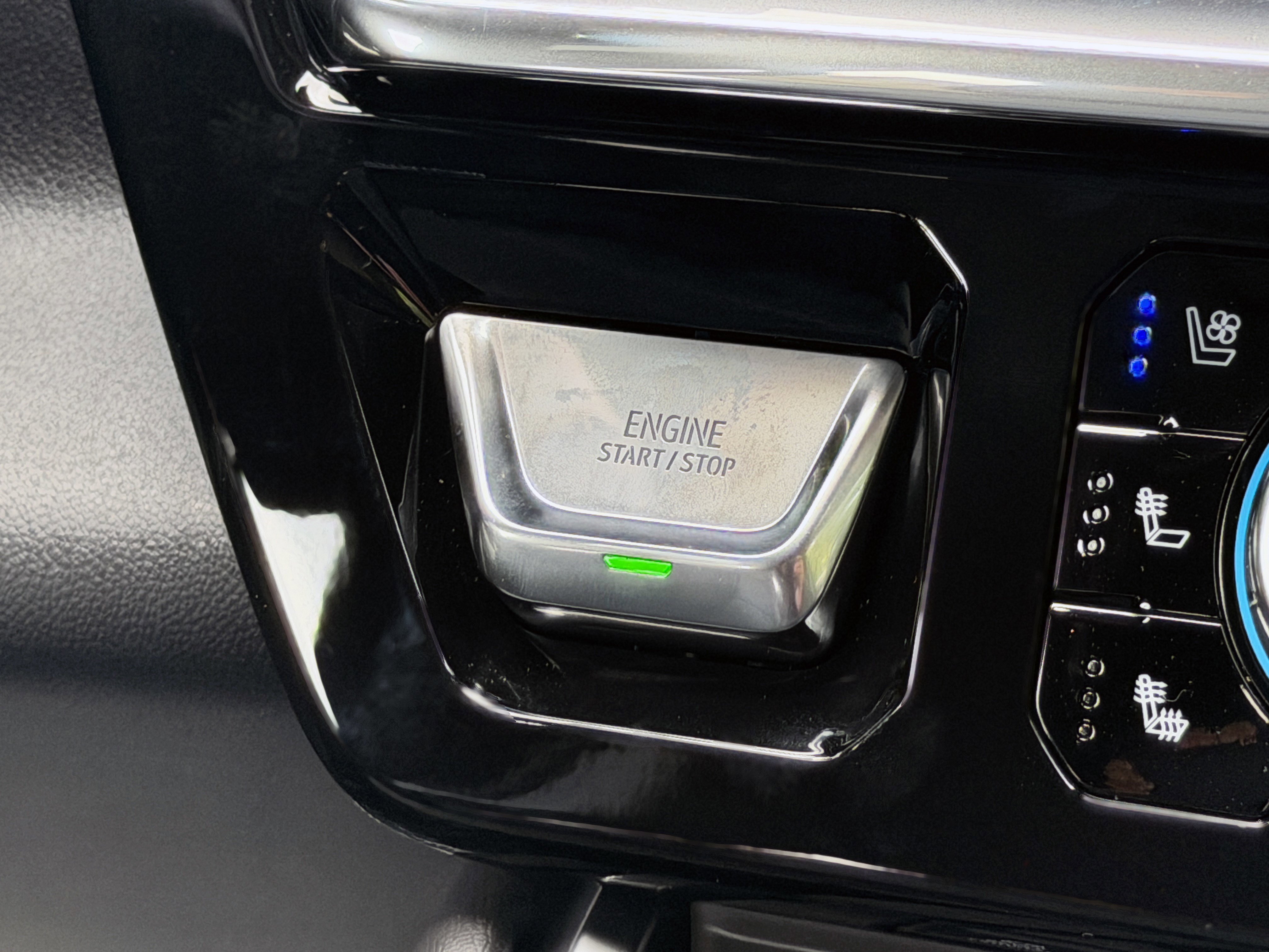 2026 GMC Sierra 2500HD Denali - Photo 46