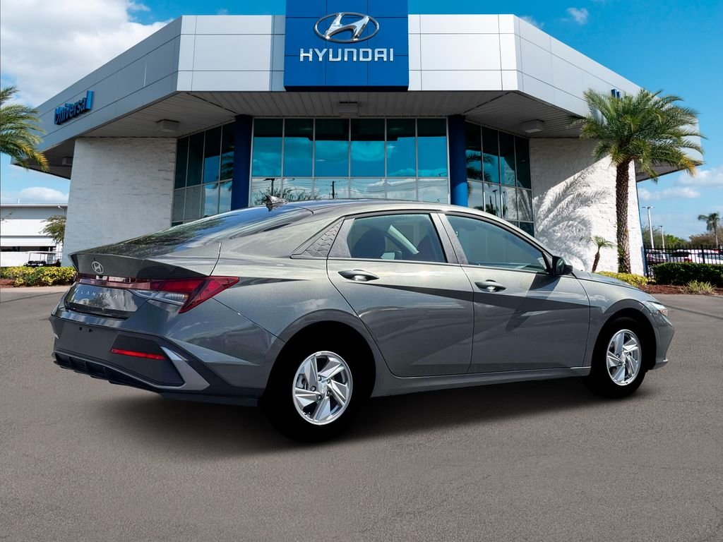 New 2026 Gray Hyundai SE image 28