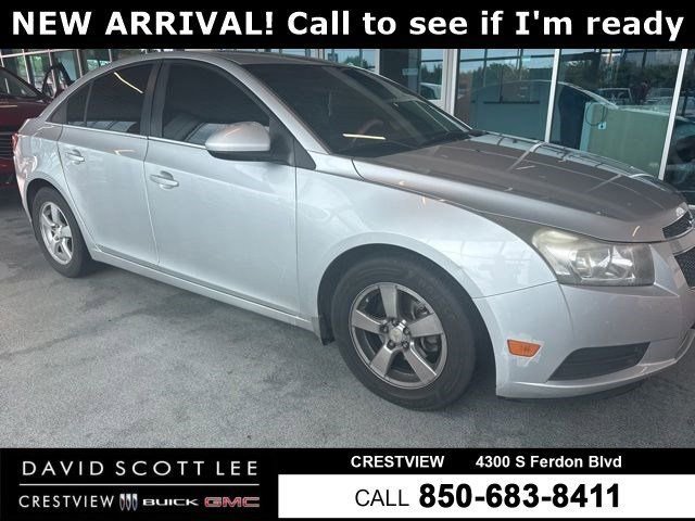 2011 Chevrolet Cruze 4-Door Sedan 1LT's photo