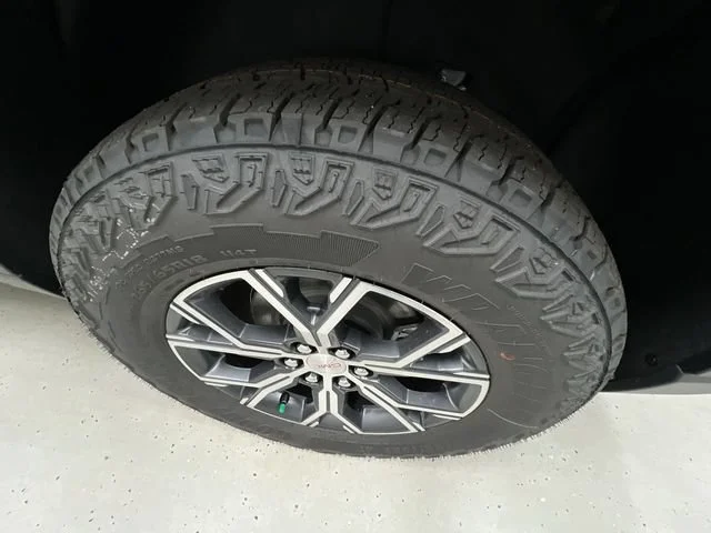 2026 GMC Acadia AT4 - Photo 34