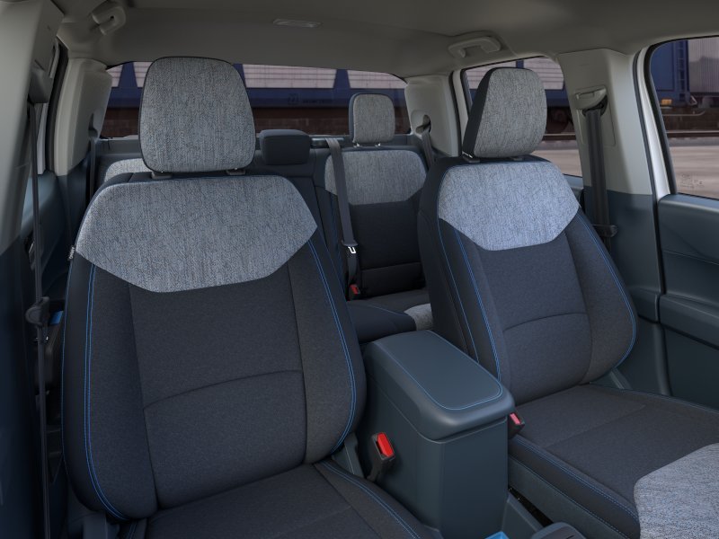 New 2026 Oxford White Ford XLT image 10