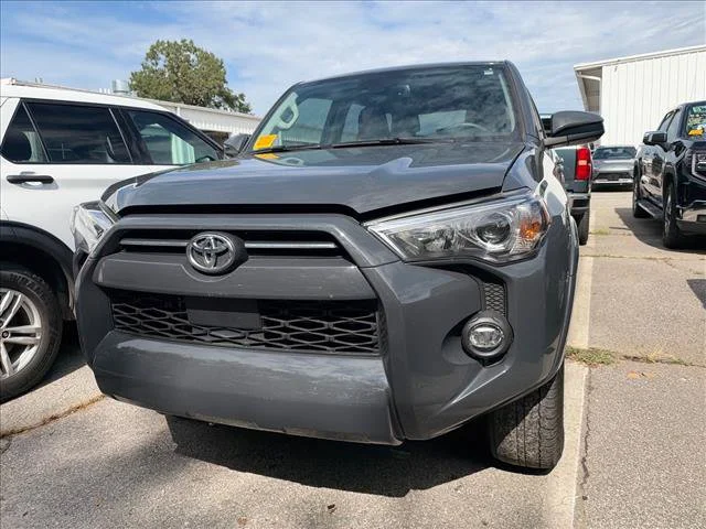 Used 2024  Toyota SR5 image 11