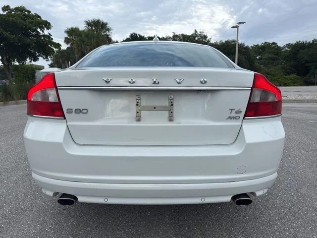Used 2013 White Volvo T6 image 4