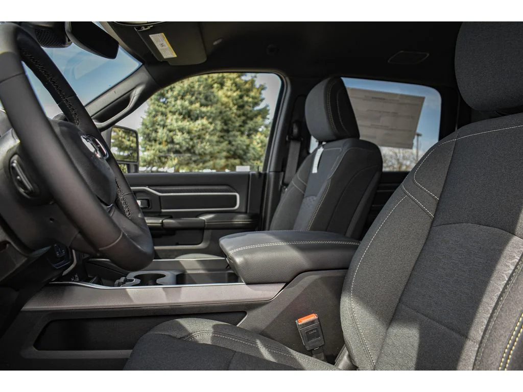 2025 RAM 2500 Big Horn - Photo 14