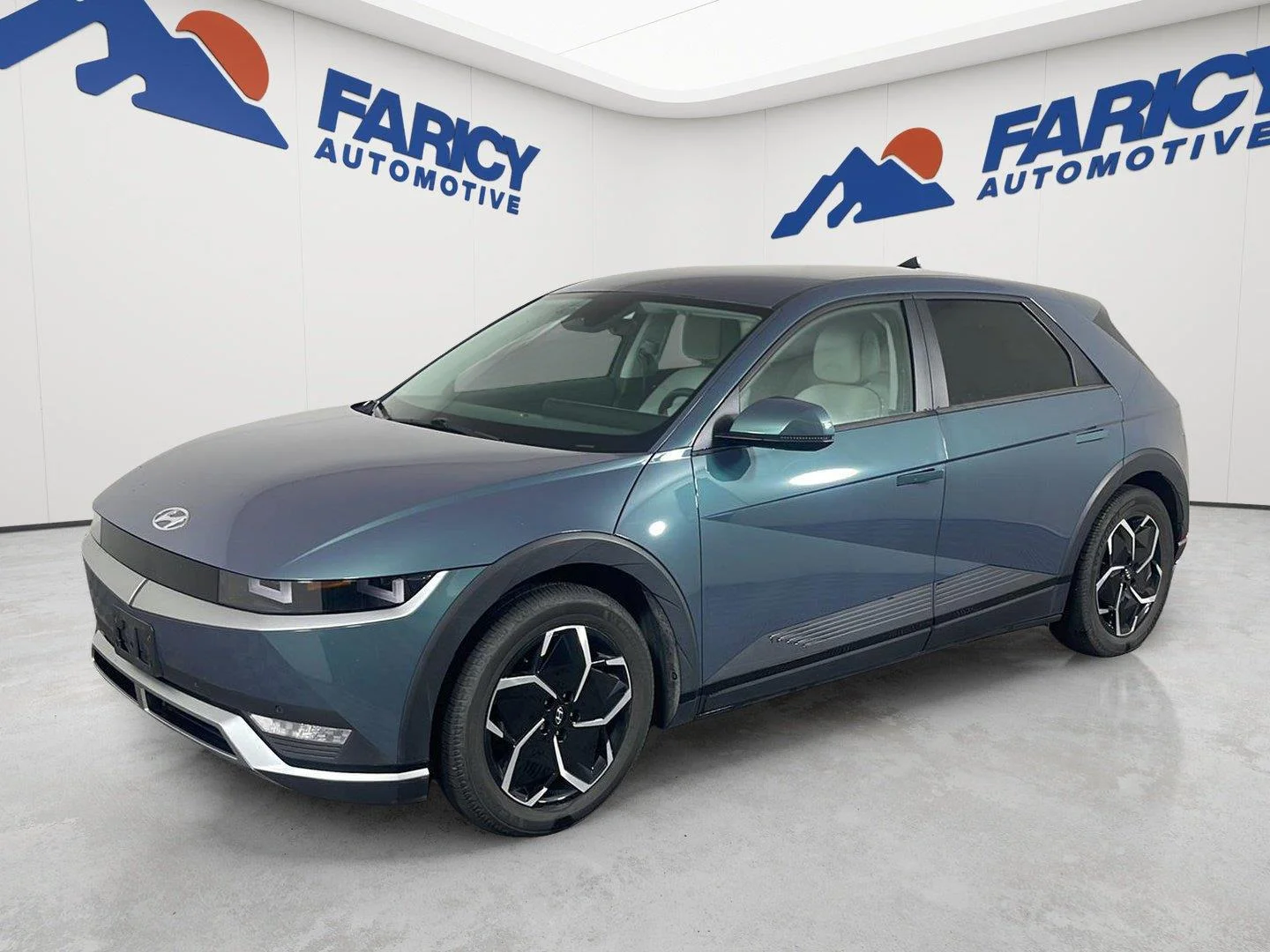 Used 2023 Digital Teal Hyundai SEL image 1