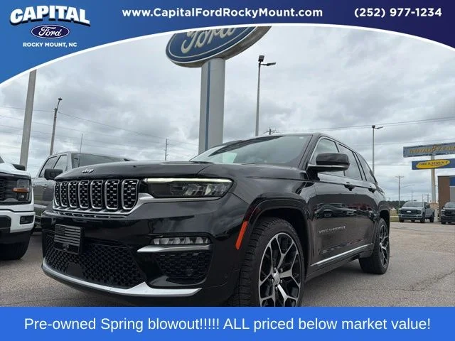 2022 Jeep Grand Cherokee Summit