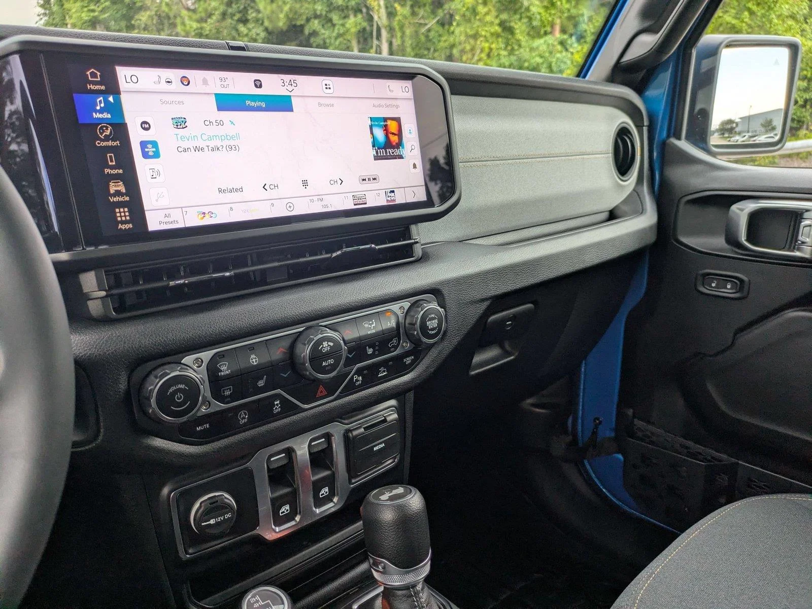 Used 2024 Hydro Blue Pearlcoat Jeep Sport S image 19