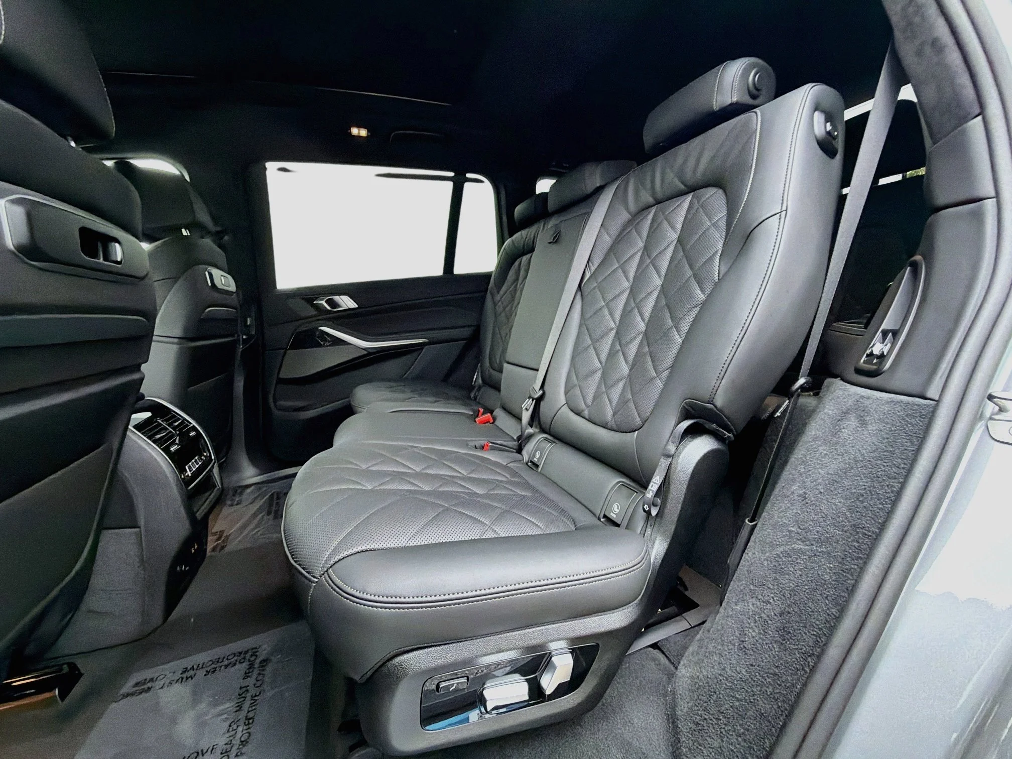 New 2027 Skyscraper Grey Metallic BMW xDrive40i image 23