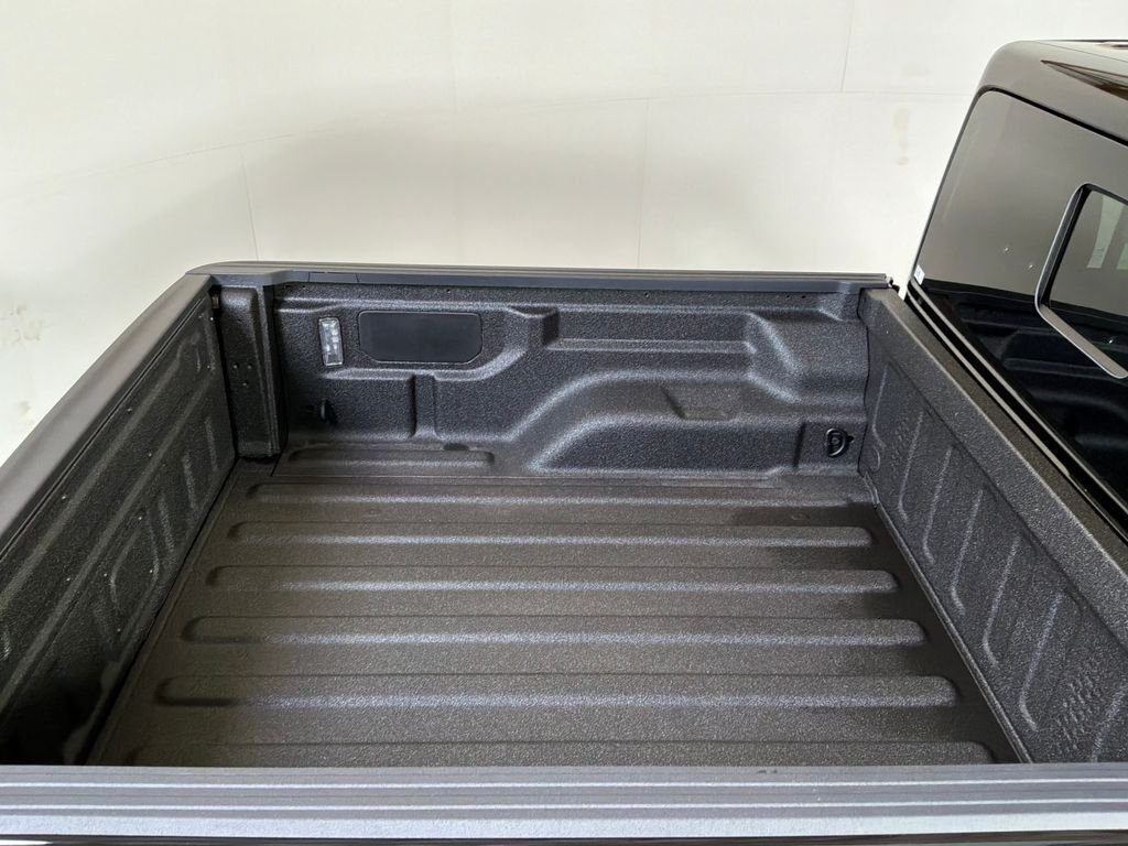 New 2026 Black Clearcoat Jeep 85th Anniversary Edition image 15