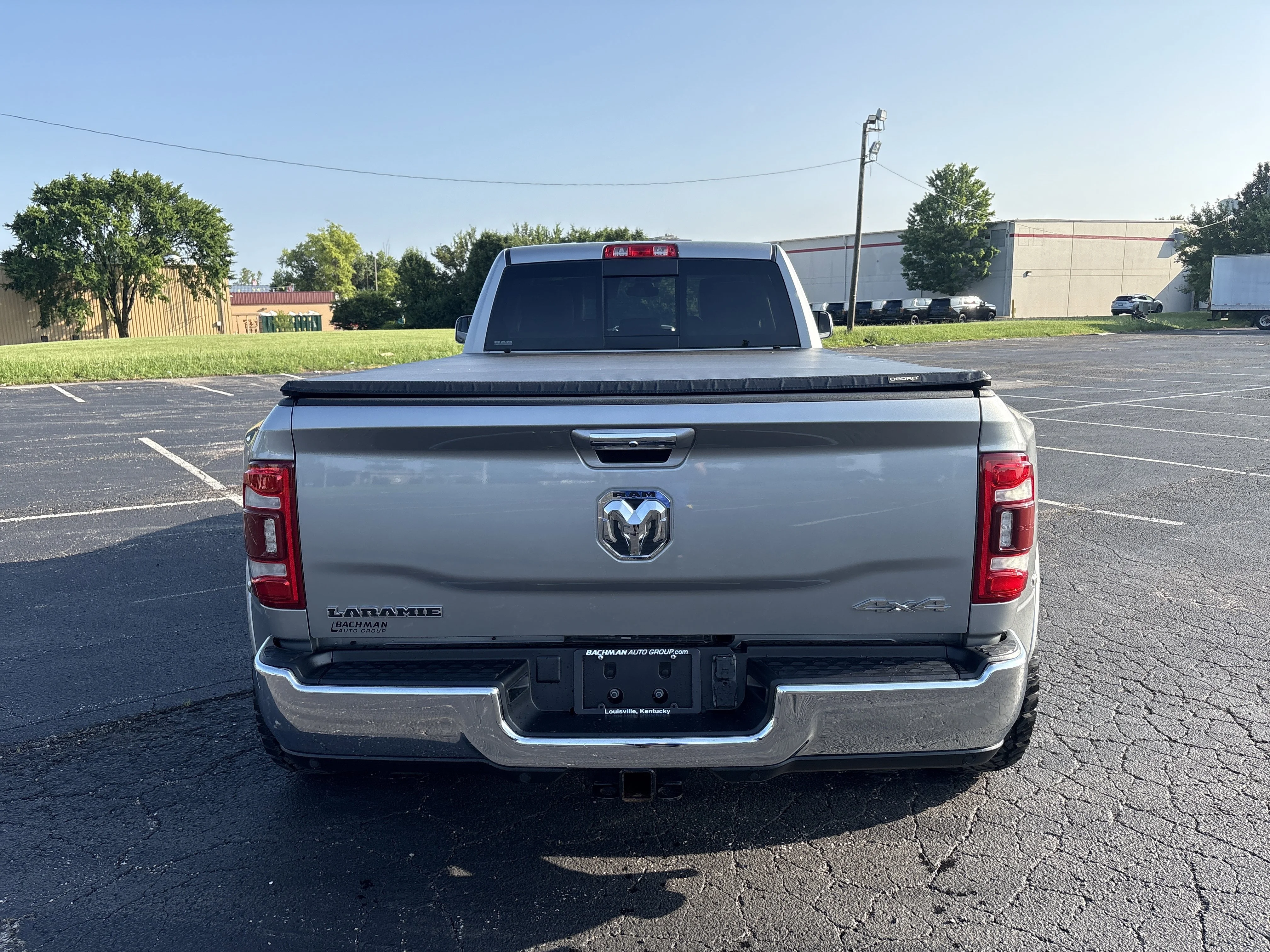 Used 2022 Billet Silver Metallic Clearcoat Ram Laramie image 6