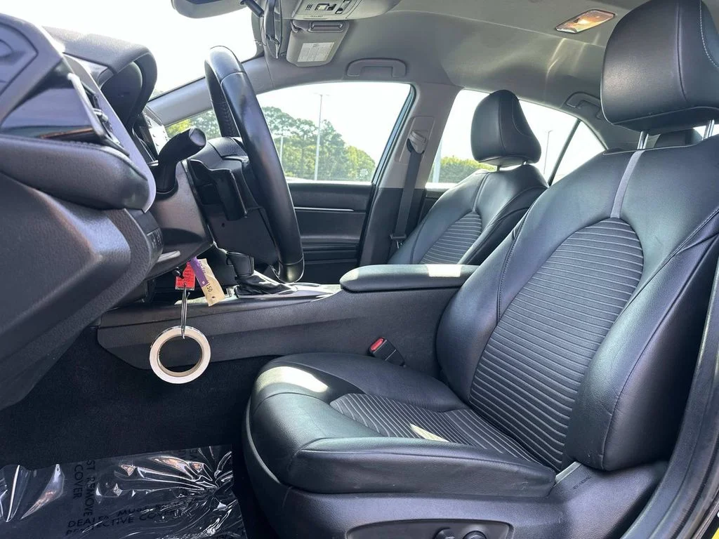 Used 2021 Black Toyota SE image 18