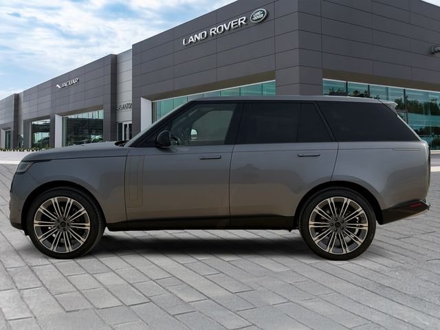 New 2026 Eiger Grey Land Rover SE image 2