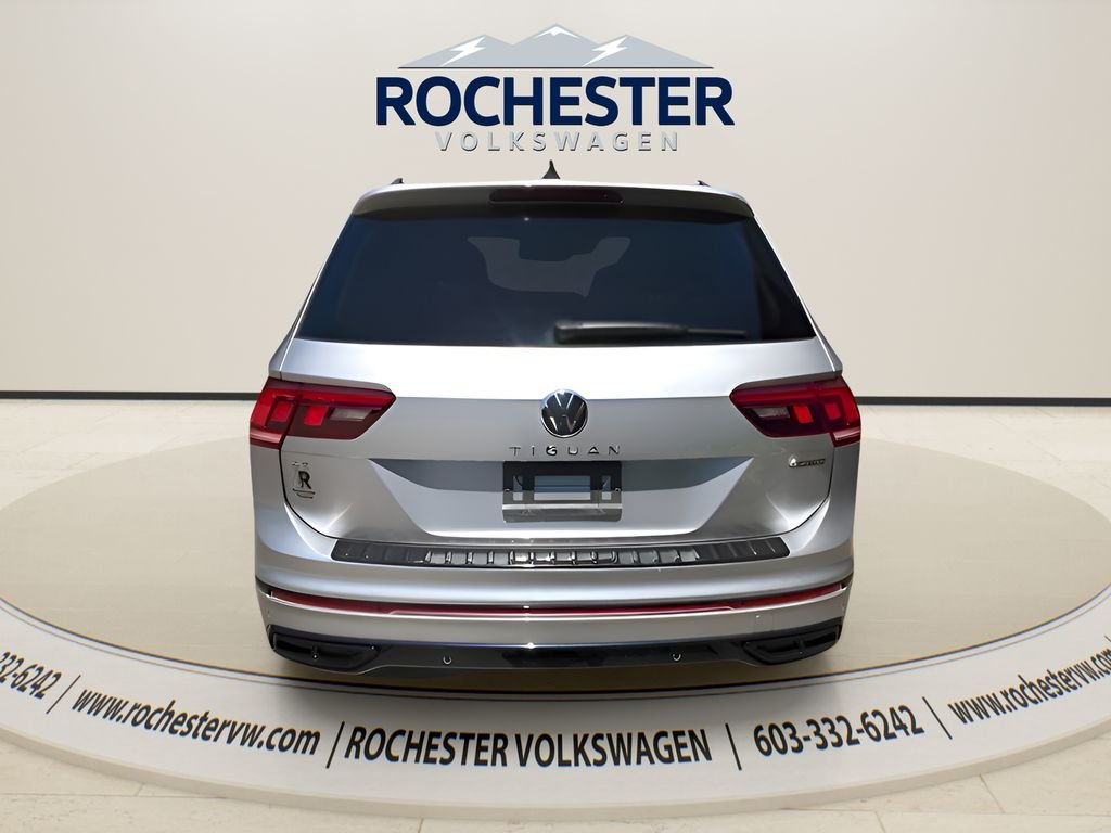 Used 2024 Silver Volkswagen 2.0T SE R-Line Black image 6
