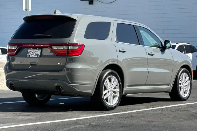 Used 2021 Destroyer Gray Clearcoat Dodge R/T image 4