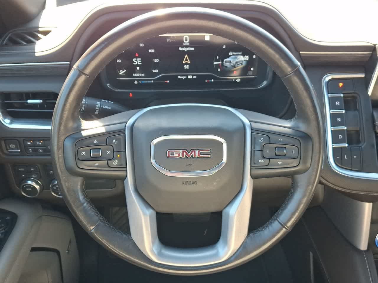 Used 2022 Pearl Beige Metallic GMC SLT image 22