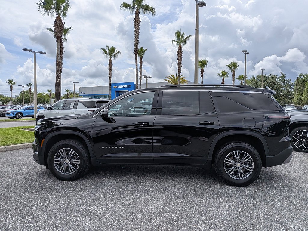 2024 Chevrolet Traverse 1LT - Photo 6