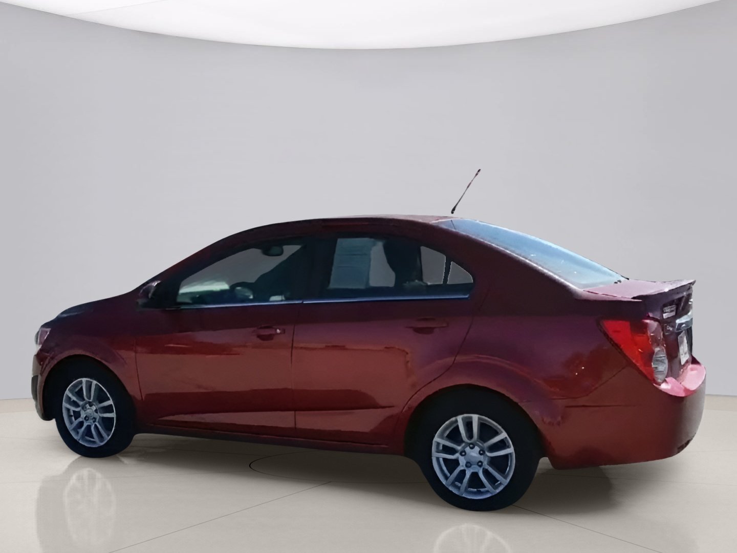 Used 2015 Red Chevrolet LT image 6