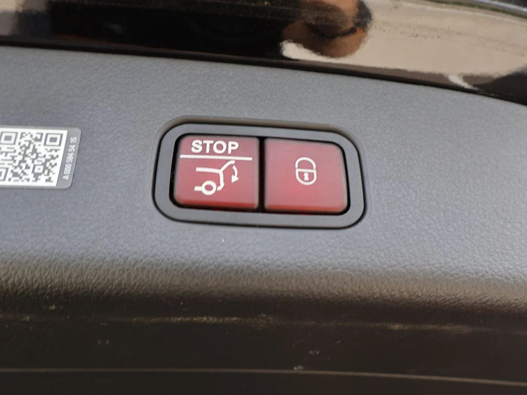 Certified Used 2023 Black Mercedes-Benz GLC 300 image 18
