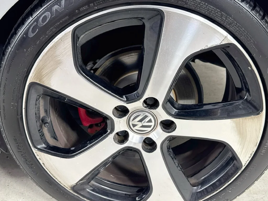 Used 2015 Silver Volkswagen 2.0T SE image 39