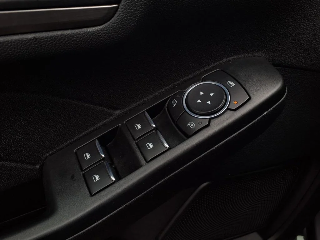 Used 2022 Black Ford Titanium image 8
