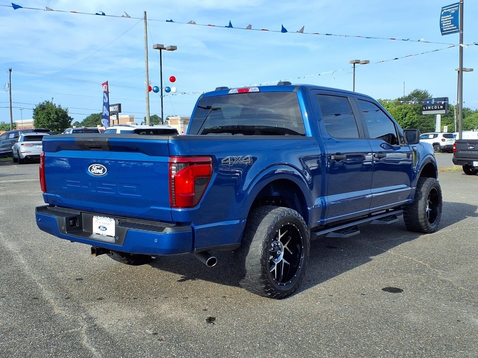 Used 2024 Atlas Blue Metallic Ford STX image 2