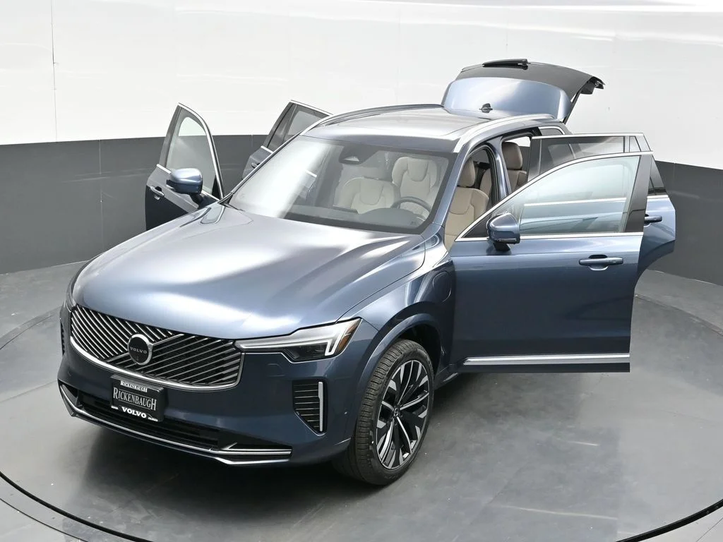 New 2026 Denim Blue Volvo T8 Plus image 41
