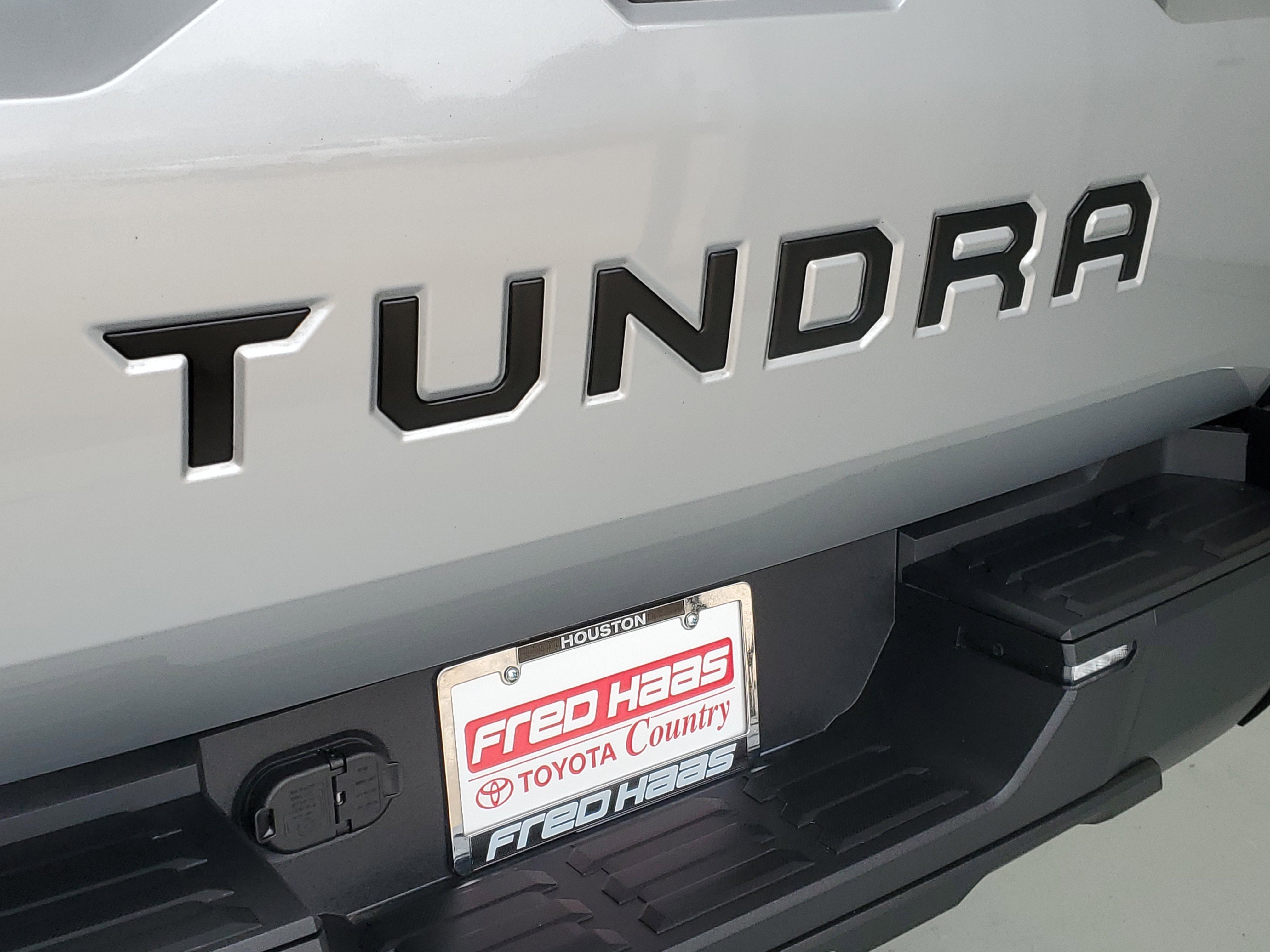 Used 2025 Celestial Silver Metallic Toyota SR5 image 9