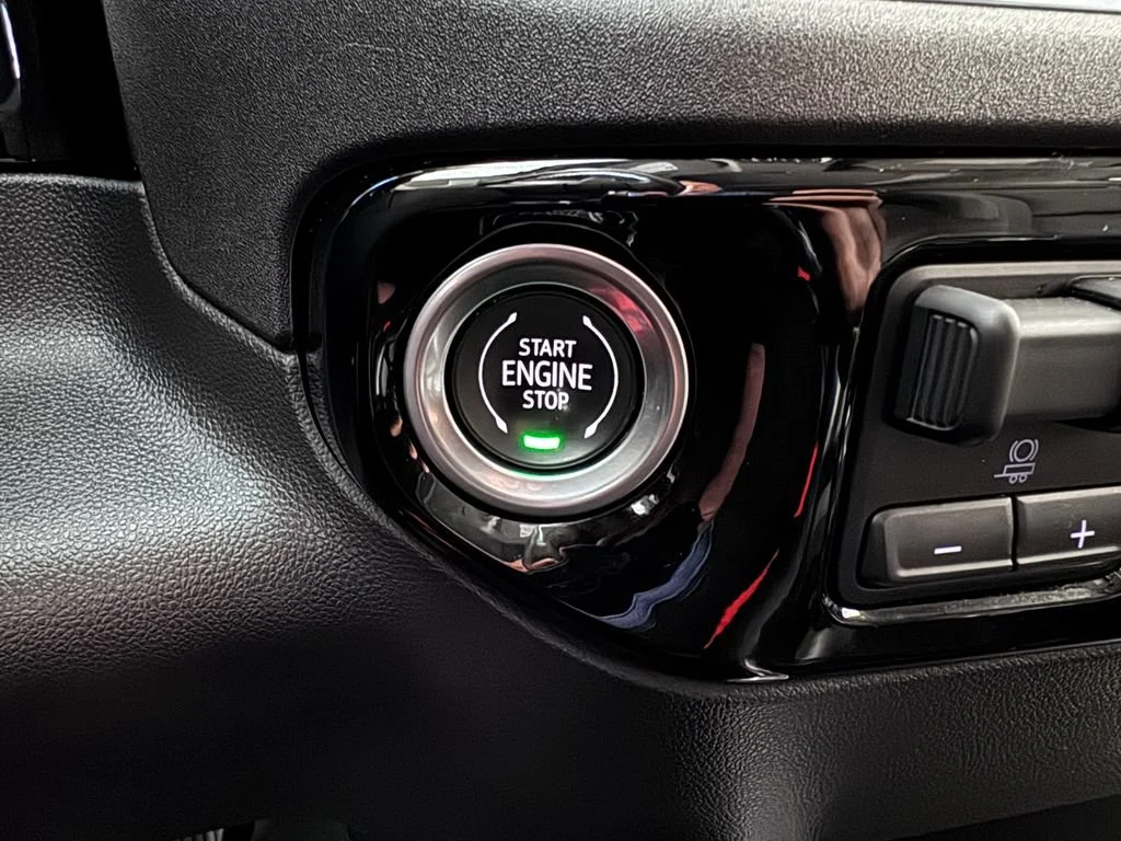 2023 GMC Sierra 1500 SLT - Photo 24
