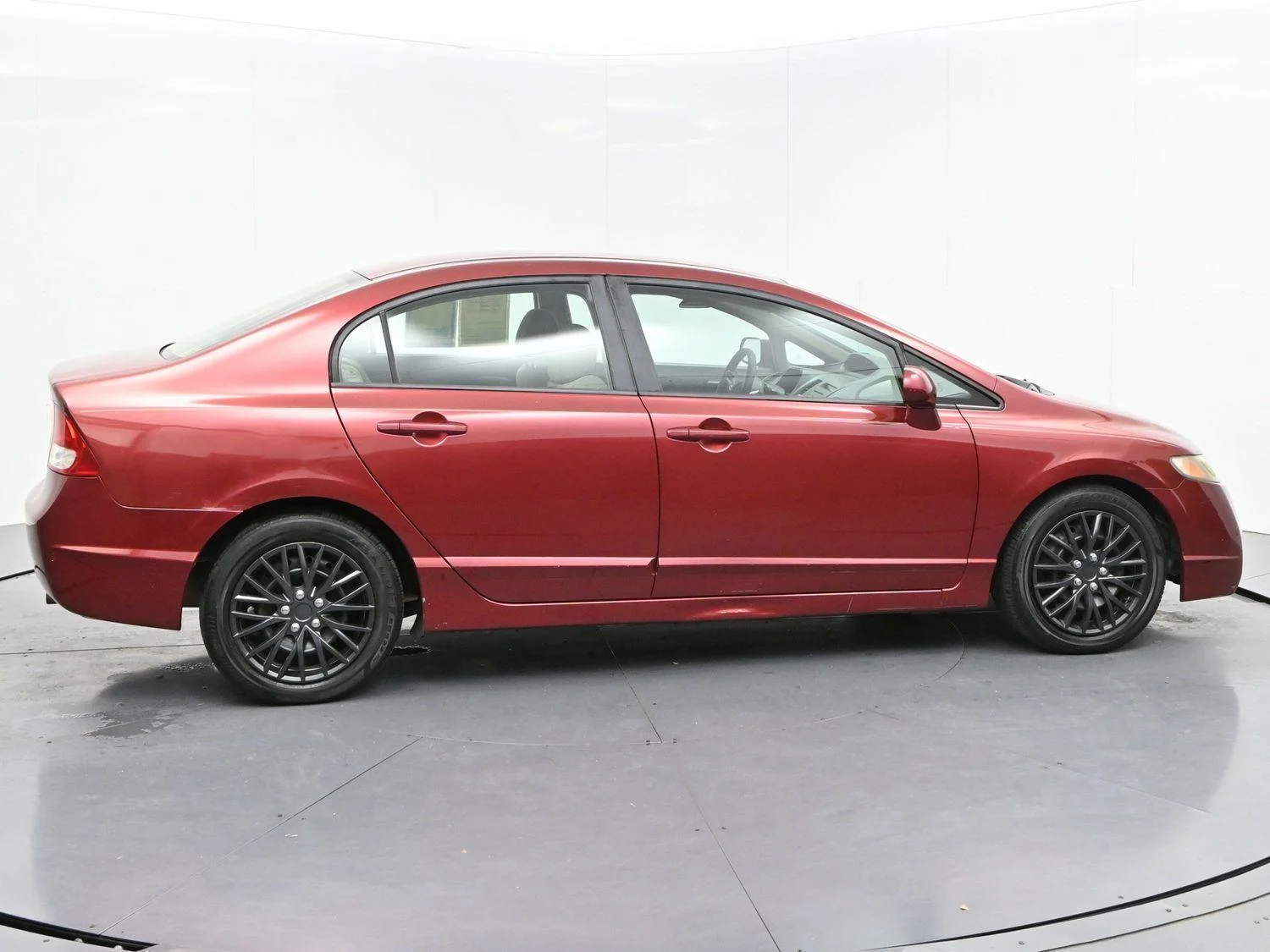 Used 2011 Tango Red Pearl Honda LX image 8