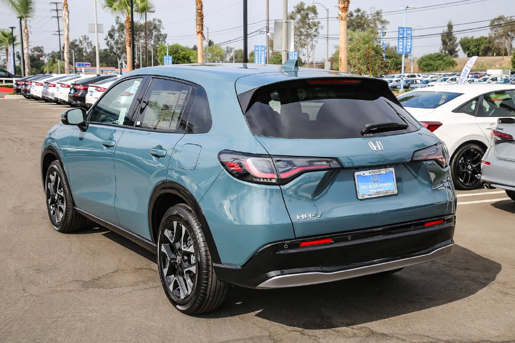 New 2027 Nordic Forest Pearl Honda EX-L image 4
