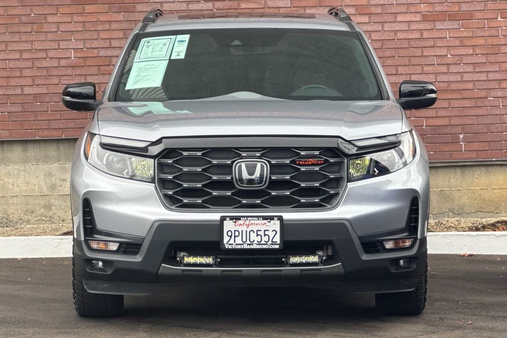Used 2025 Lunar Silver Metallic Honda TrailSport image 9