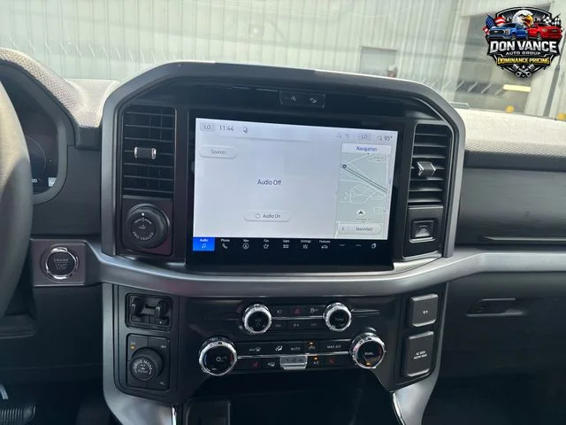 New 2026 Oxford White Ford XLT image 17