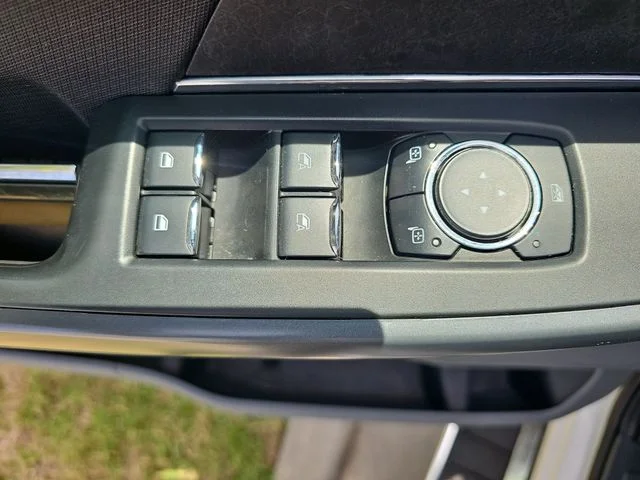 Used 2024 White Ford XLT image 28