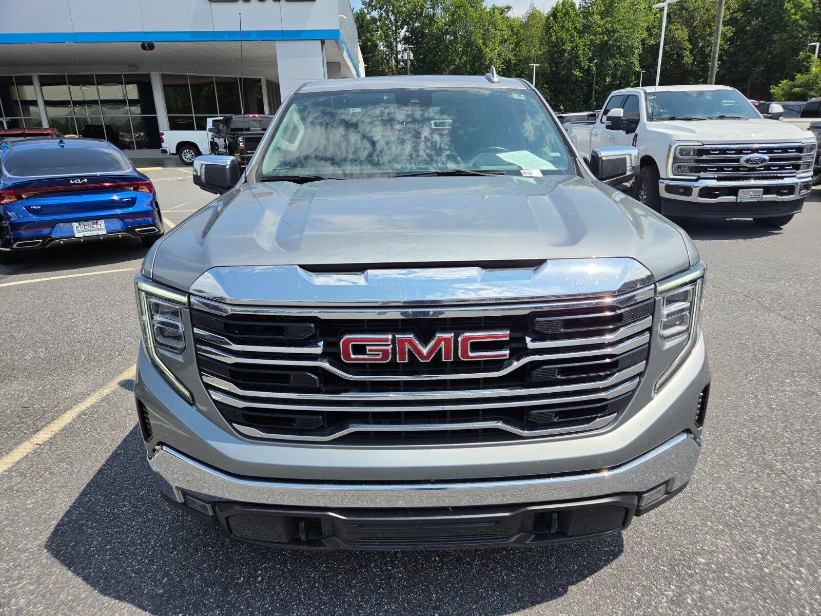 Used 2025 Sterling Metallic GMC SLT image 2