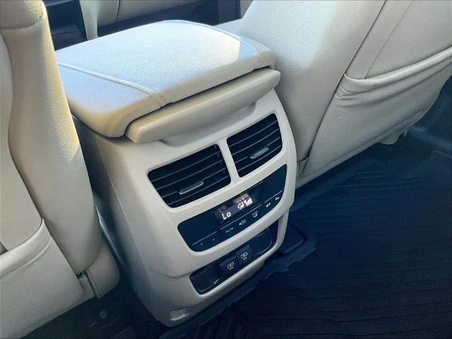 Used 2020 White Acura 3.5L image 13