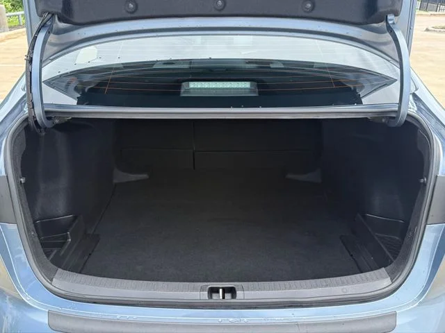 Certified Used 2025  Toyota LE image 27