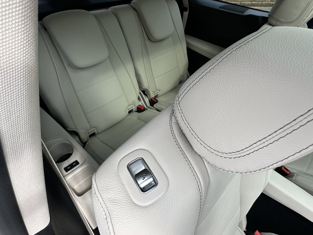 New 2026 Obsidian Black Metallic Mercedes-Benz GLS 450 image 58