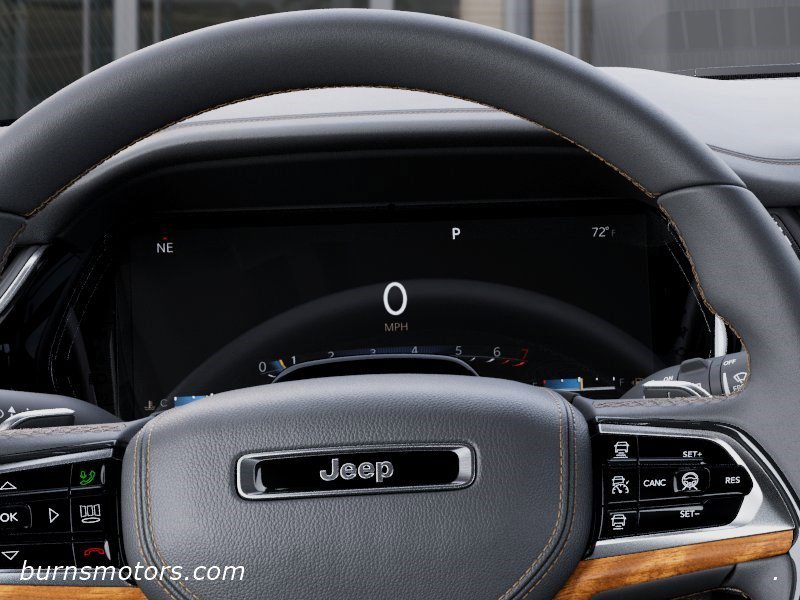 New 2026 Diamond Black Crystal Pearl-Coat Exterior Paint Jeep Summit image 17