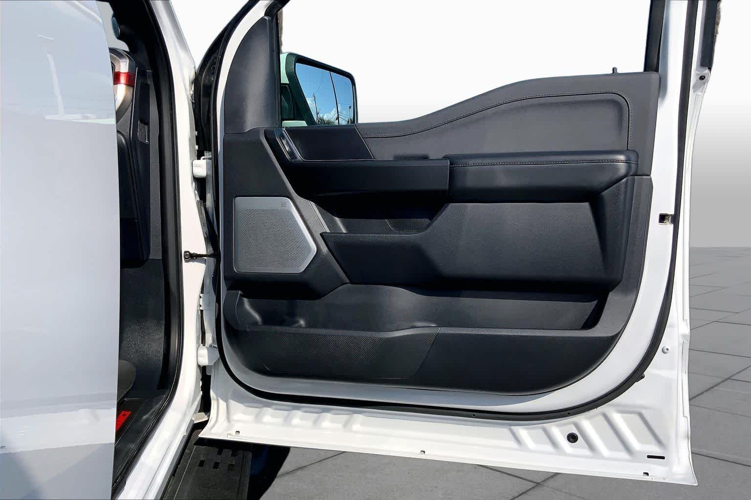 Used 2023 Oxford White Ford Raptor image 23