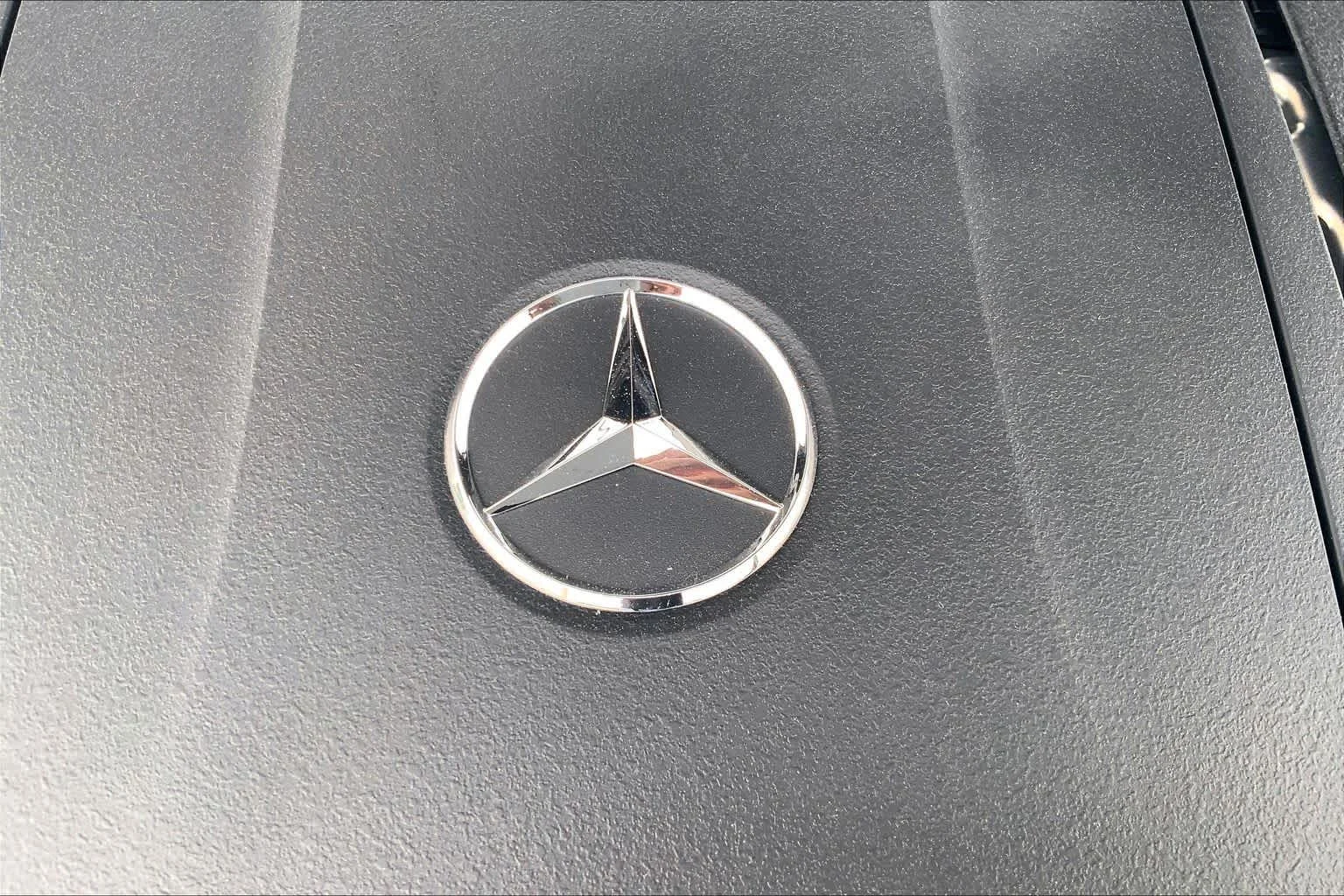 New 2026 Graphite Grey Metallic Mercedes-Benz C 300 image 16