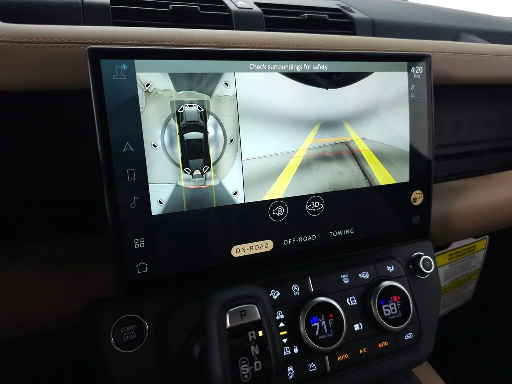 New 2026 Santorini Black Land Rover X-Dynamic SE image 27