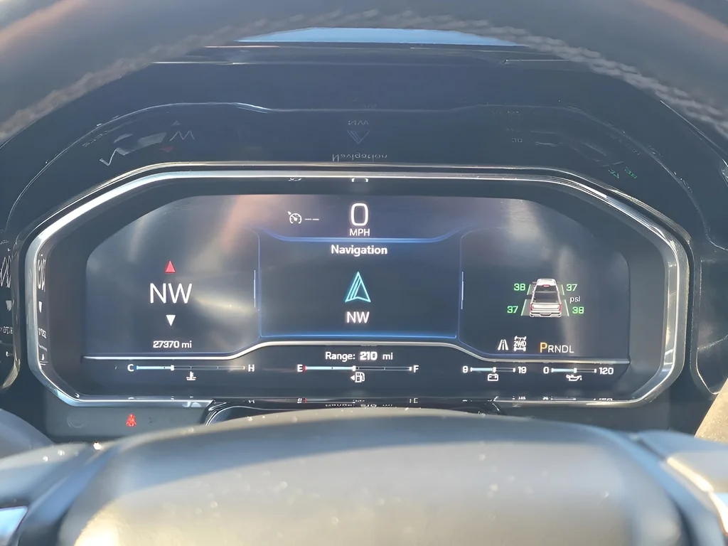 Used 2025 Cypress Gray Chevrolet LT w/1LT image 19