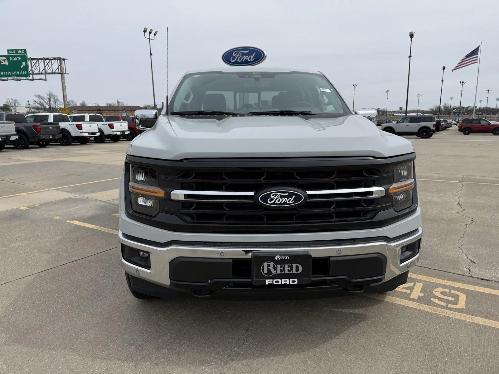 New 2026 Avalanche Ford XLT image 3
