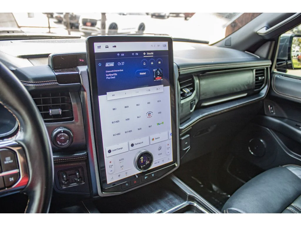 Used 2023 Agate Black Metallic Ford Platinum image 43