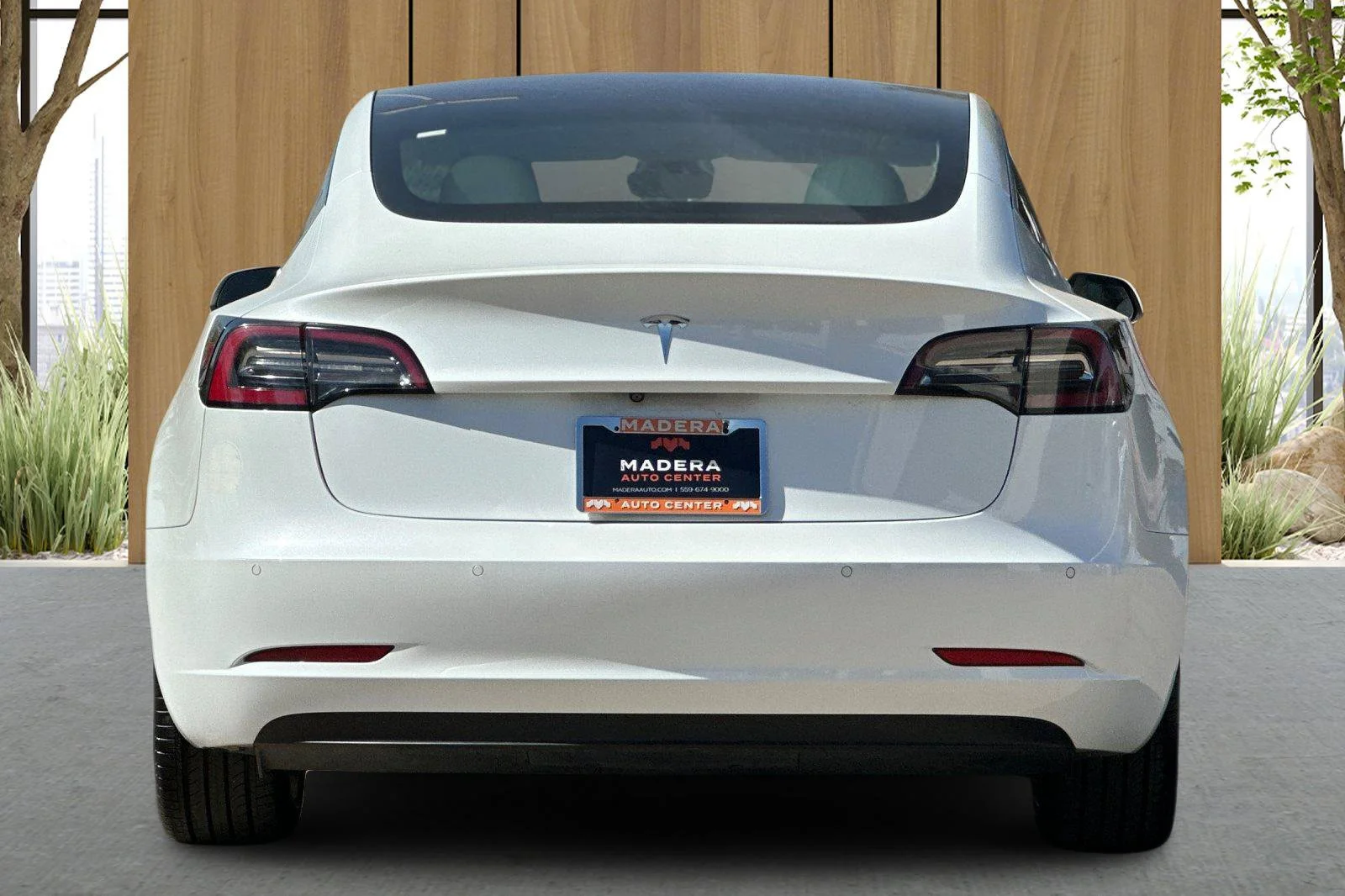 Used 2019 White Tesla Mid Range image 5