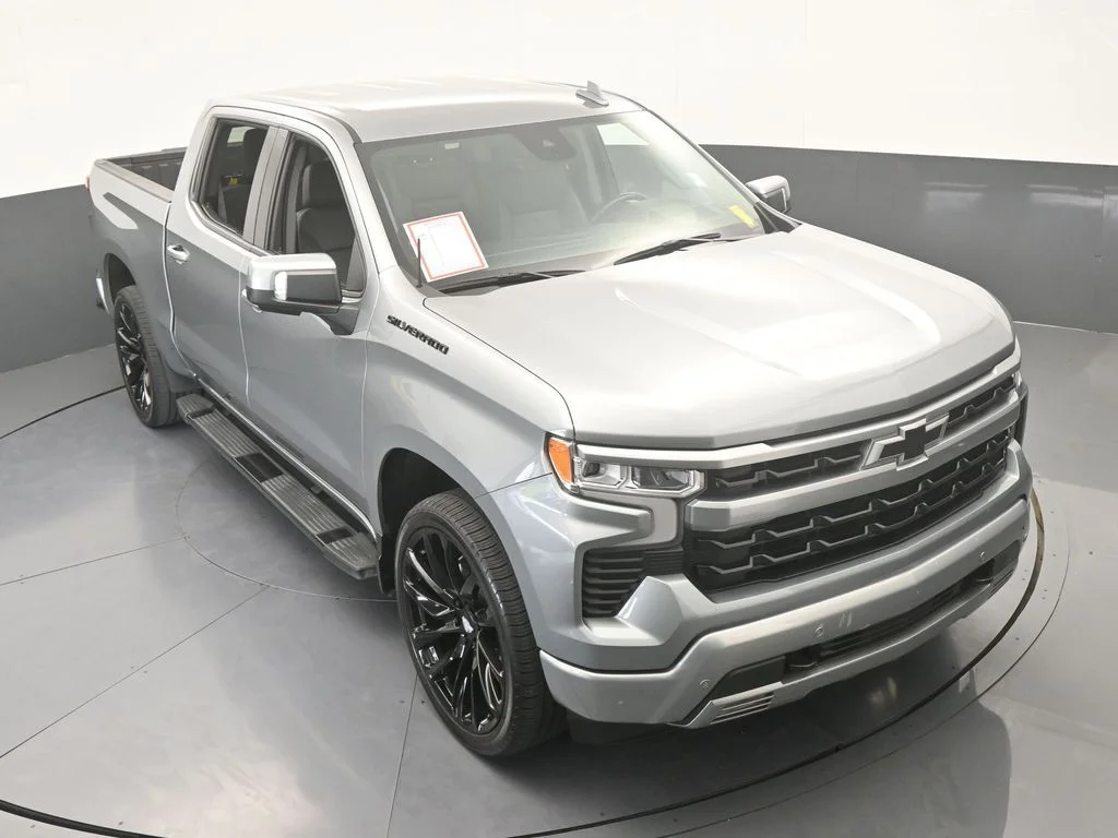 Used 2025 Sterling Gray Metallic Chevrolet LTZ image 70