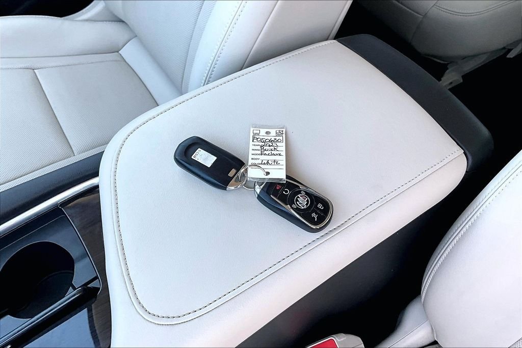 Used 2023 White Buick Premium Group image 10