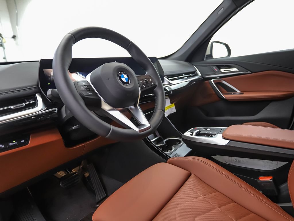 Used 2026 Gray Metallic BMW xDrive28i image 10