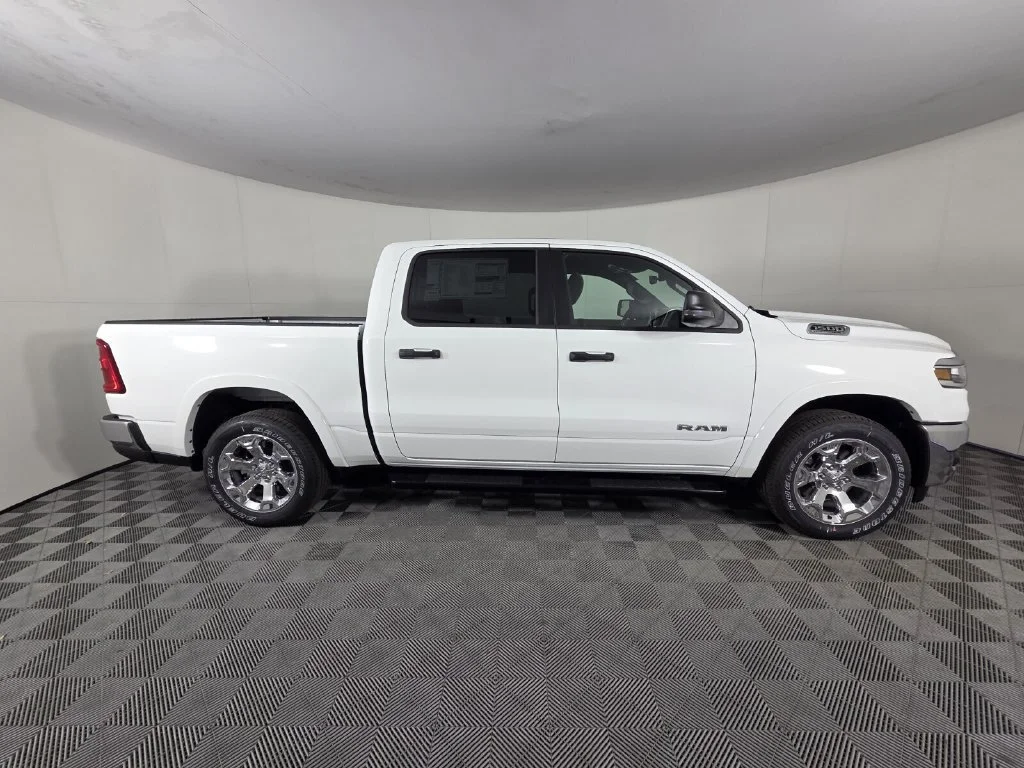 New 2026 Bright White Clear-Coat Exterior Paint RAM Big Horn image 5