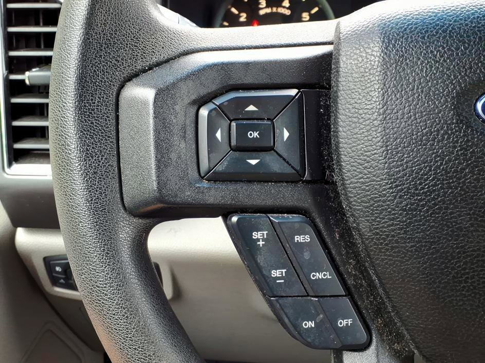 Used 2018 Oxford White Ford XLT image 22